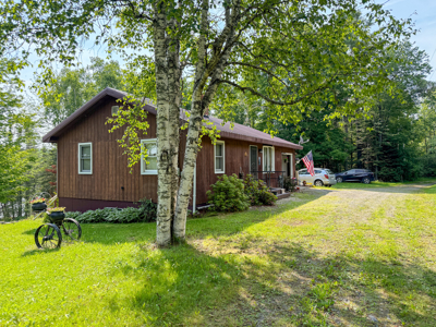 Lakeside Ranch Home - Springfield, Maine - image 2