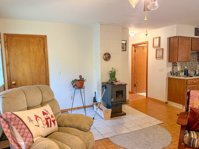 Lakeside Ranch Home - Springfield, Maine - image 16
