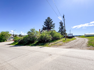 Investment Opportunity on 5 City Lots with Main Street Frontage - image 16