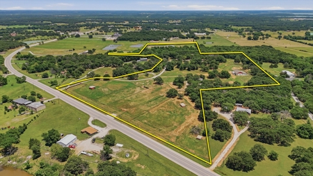 Mountain Springs Ranch near Gainesville, Texas - image 2