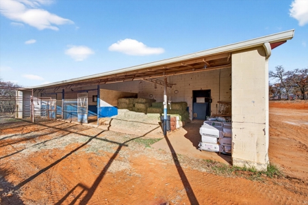 Mountain Springs Ranch near Gainesville, Texas - image 25