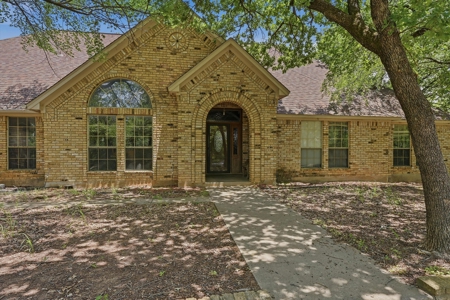 Mountain Springs Ranch near Gainesville, Texas - image 7