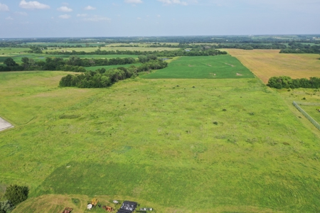 Prime 19.4-Acre Commercial Development Opportunity Along I-35 - image 5