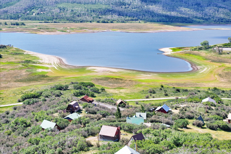 Lakefront Mountain Cabin For Sale at Vega State Park in Colorado - image 27