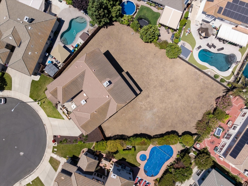 No Caption