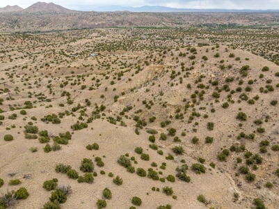Off-Grid Yurt on 21.8 Acres Near Santa Fe, New Mexico - image 42