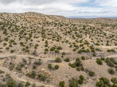 Off-Grid Yurt on 21.8 Acres Near Santa Fe, New Mexico - image 36