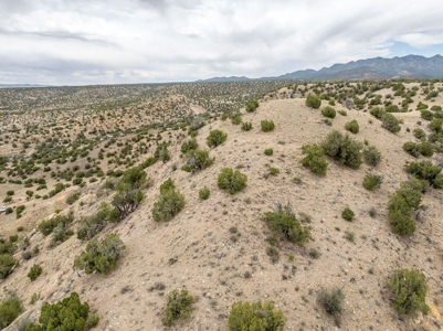 Off-Grid Yurt on 21.8 Acres Near Santa Fe, New Mexico - image 37
