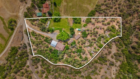 Colorado Log Home on 3.75 Acres For Sale with Pond, Orchard - image 8