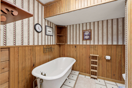 Log Home with Shop on 4.24 Acres in Kilgore ISD - image 21