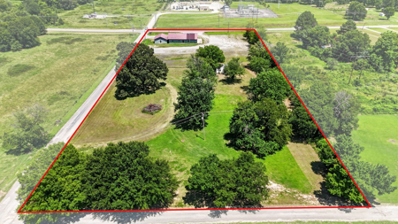 Commercial Property with Highway Frontage and 5 Acres. - image 36