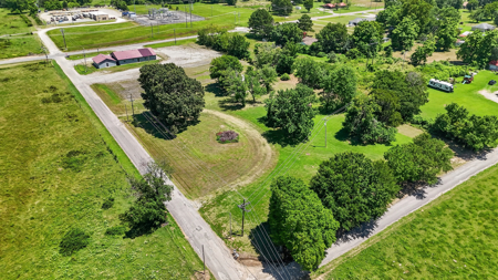 Commercial Property with Highway Frontage and 5 Acres. - image 38