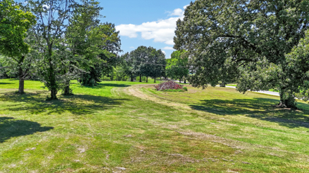 Commercial Property with Highway Frontage and 5 Acres. - image 45