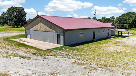 Commercial Property with Highway Frontage and 5 Acres. - image 4