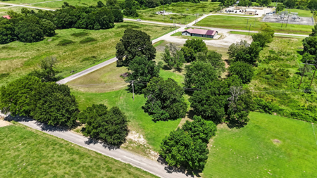 Commercial Property with Highway Frontage and 5 Acres. - image 37