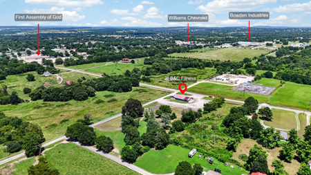 Commercial Property with Highway Frontage and 5 Acres. - image 41