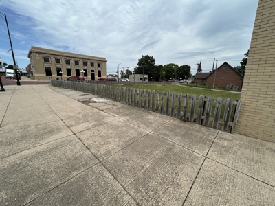 Vacant Corner Lot for Sale in Downtown Friend, NE - image 4