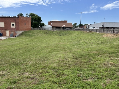 Vacant Corner Lot for Sale in Downtown Friend, NE - image 9