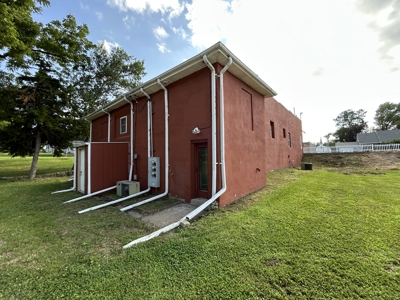 Multi-Family Property for Sale in Friend, NE - image 10