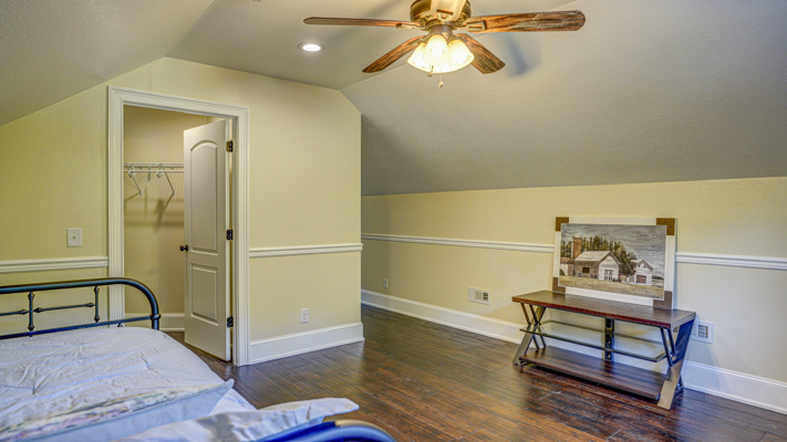 Luxury Home for Sale in Bluff City!