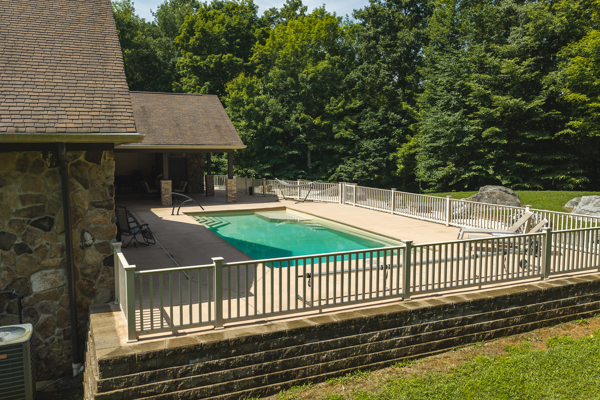 Luxury Home for Sale in Bluff City!
