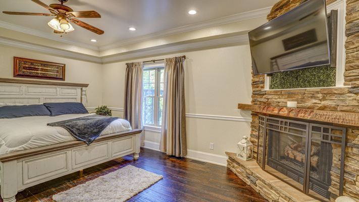 Luxury Home for Sale in Bluff City!