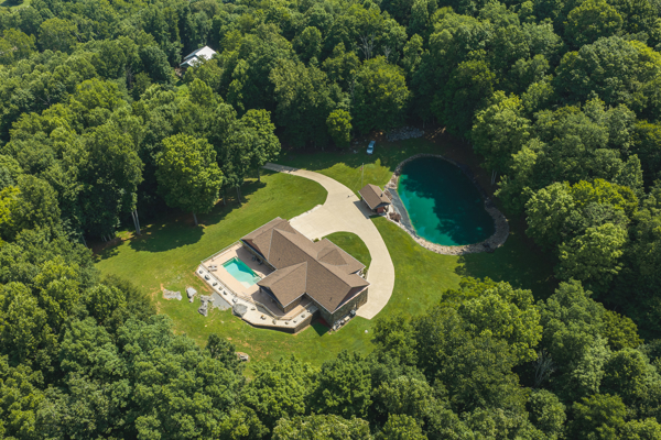 Luxury Home for Sale in Bluff City!