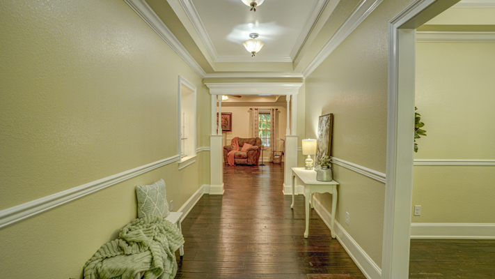 Luxury Home for Sale in Bluff City!