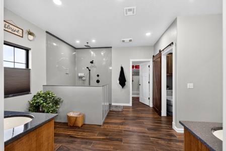 Luxury Estate with Multiple Income-Producing Properties - image 17