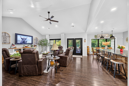 Luxury Estate with Multiple Income-Producing Properties - image 5