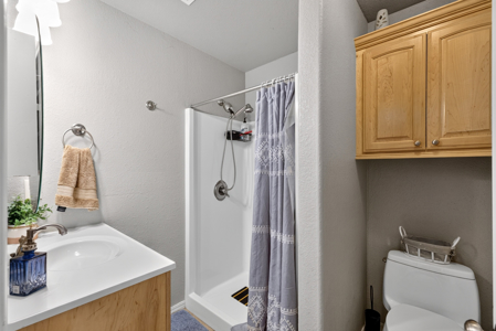 Luxury Estate with Multiple Income-Producing Properties - image 37