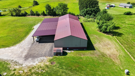 Luxury Estate with Multiple Income-Producing Properties - image 45