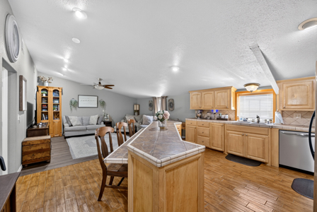 Luxury Estate with Multiple Income-Producing Properties - image 34