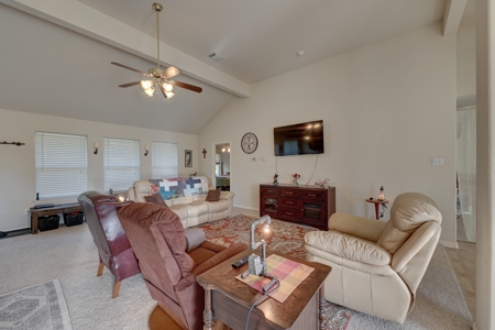 3/2 Brick home on Acreage in Harper TX! - image 7
