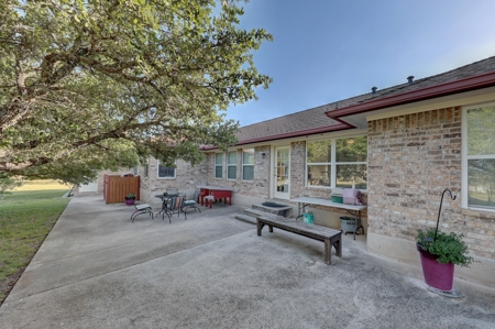 3/2 Brick home on Acreage in Harper TX! - image 19