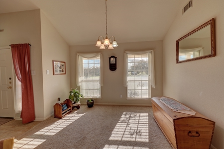 3/2 Brick home on Acreage in Harper TX! - image 8