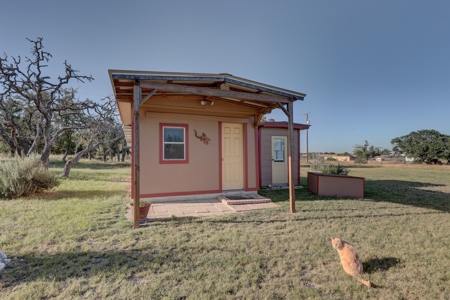 3/2 Brick home on Acreage in Harper TX! - image 21