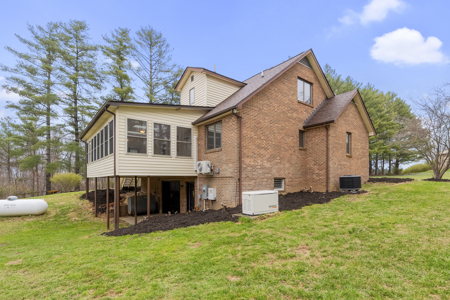 Newly Remodeled Home for Sale In Pilot, VA - image 20