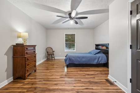 Country Home for Sale in Maury County, Tennessee - image 24
