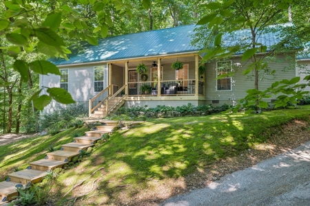 Country Home for Sale in Maury County, Tennessee - image 3