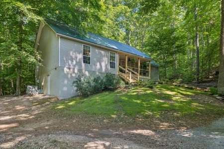 Country Home for Sale in Maury County, Tennessee - image 2