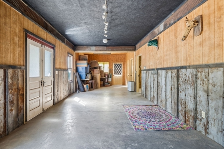 Country Home for Sale in Maury County, Tennessee - image 45