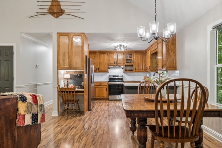 Country Home for Sale in Maury County, Tennessee - image 13