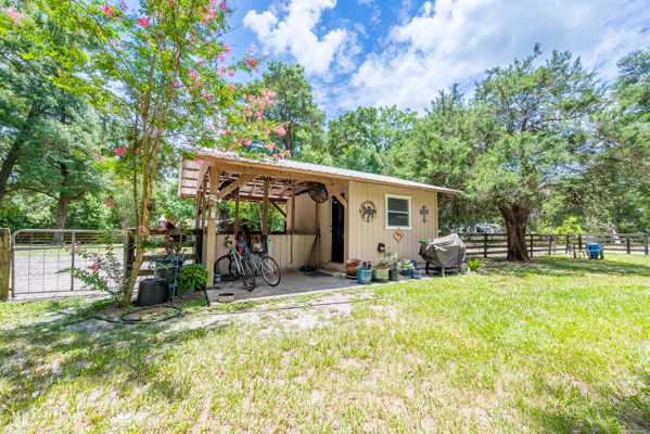 Williston Horse Property with Barn & Workshop