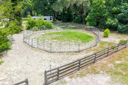 Williston Horse Property with Barn & Workshop - image 14