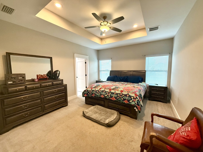 No Caption