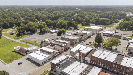 Turnkey Commercial Space for Sale in McKenzie, TN - image 27