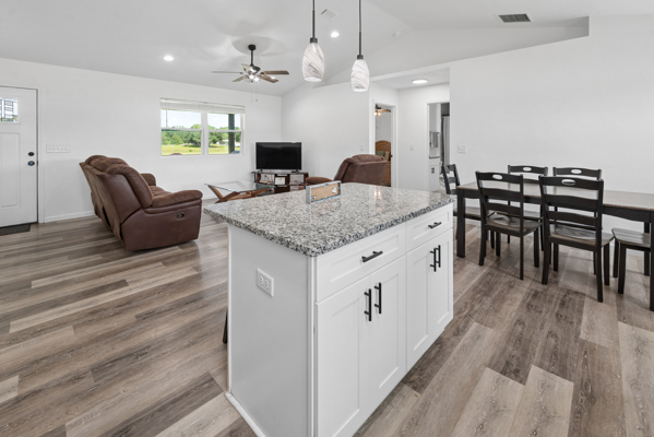 Beautiful 2022 Custom Home on 5 acres in High Springs