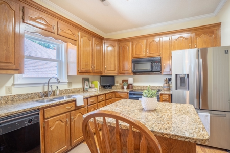 2 Bedroom 2 Bath One-level Garden Home in Holly Hills Subdivision - image 14