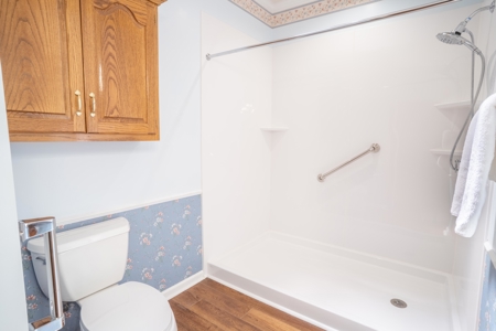 2 Bedroom 2 Bath One-level Garden Home in Holly Hills Subdivision - image 23